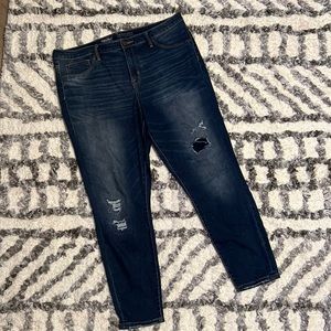 Mossimo Women’s High Rise distressed Jegging